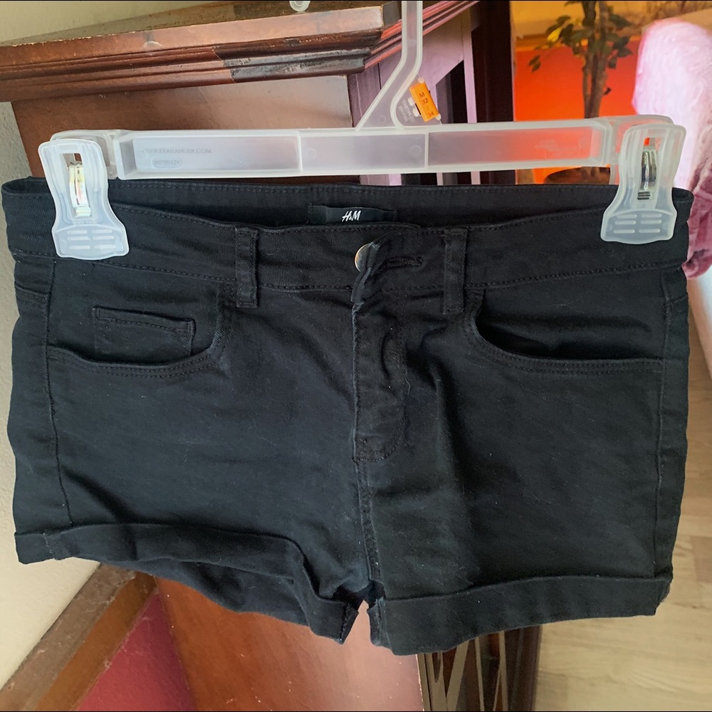 Midrise black shorts